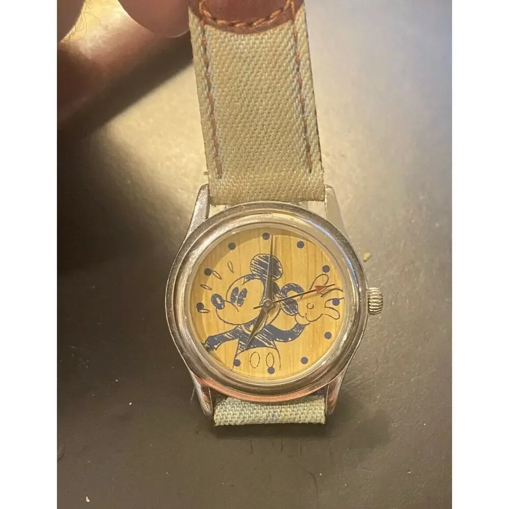 Rare Unisex 32mm Disney Mickey Mouse Watch The Disney Catalog, Drawing on Wood L